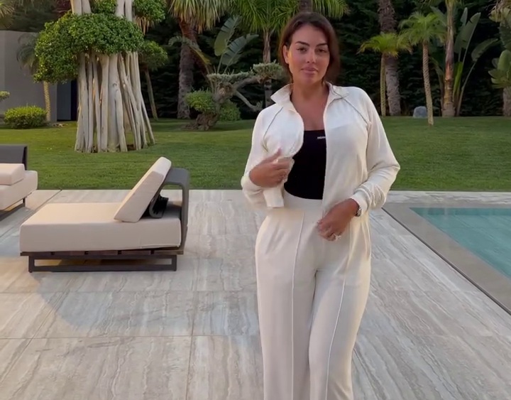 Georgina Rodriguez Launches Instagram Account For Her Upcoming Clothing Line "Mimoa"